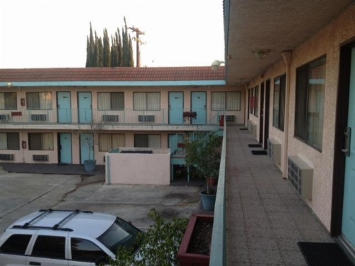 All 8 Motel image 16