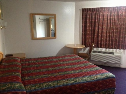 All 8 Motel image 8